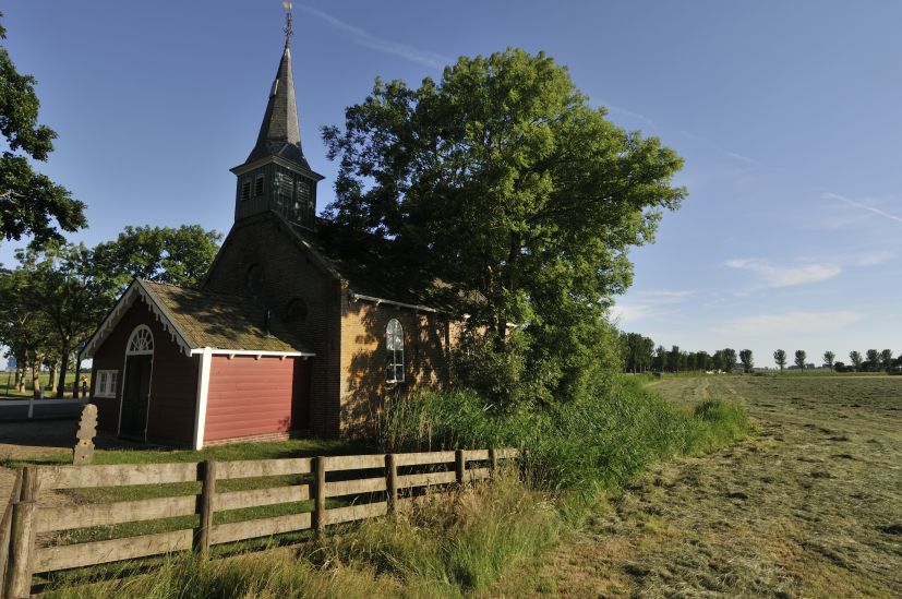 Kerkje in Allingawier