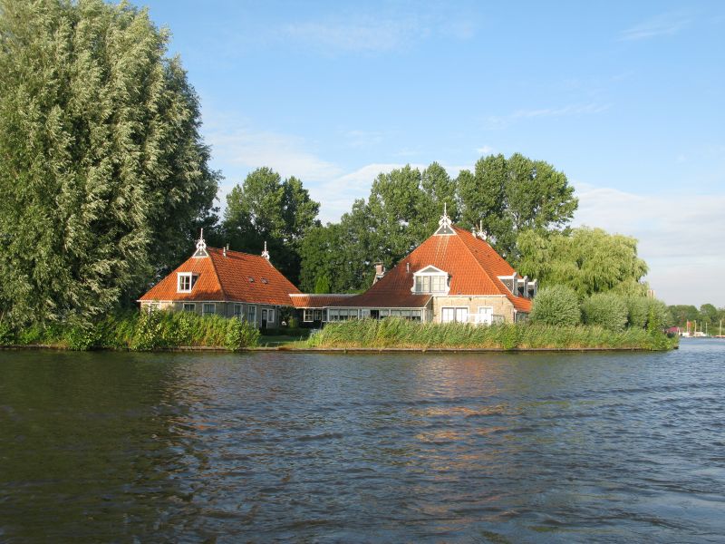 Wonen aan het water in Broek