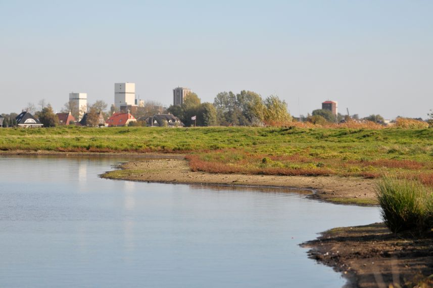 Zicht op Broek en Joure vanaf Trijntjewiel