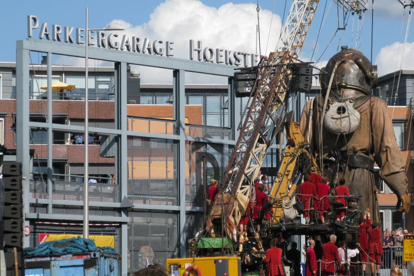 Reuzen Royal de Luxe bezoeken Leeuwarden 2