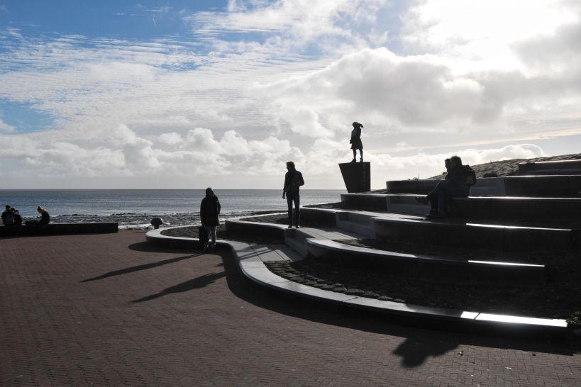 Mooi aangelegd haventerrein Oost-Vlieland