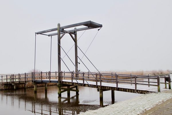 Dronryp, voetgangersbrug 