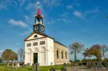 Terband, kerk met opvallende toren