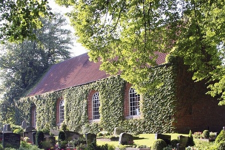 Evangelisch-lutherische Kirche (in de middeleeuwen Sankt Georg-Kirche)