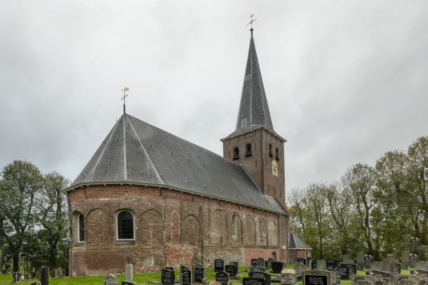 Nicolaaskerk in Hantum