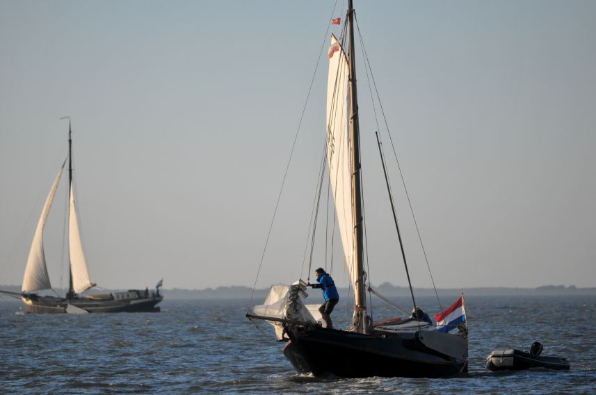 Zeilen op de Waddenzee