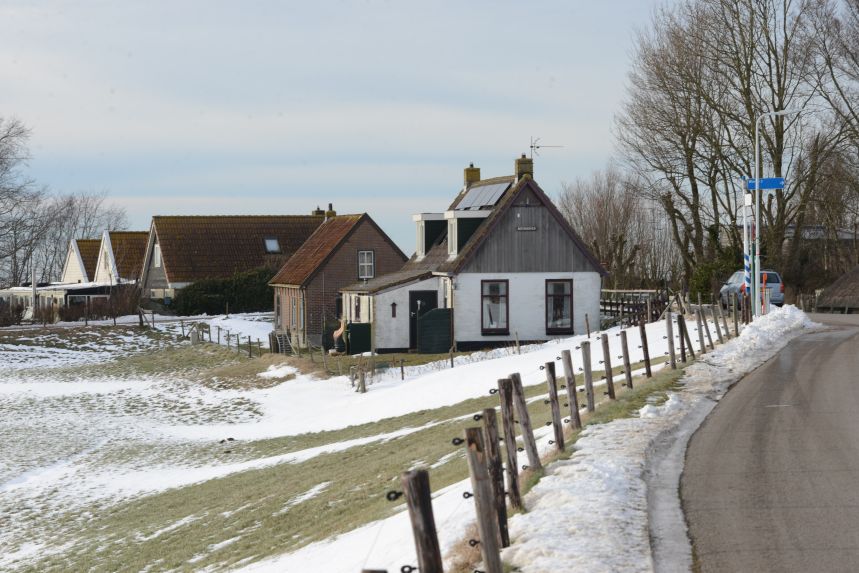 Laaksum in de sneeuw 2