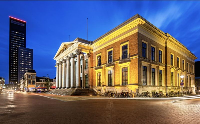 Leeuwarden in de nacht: Een gids voor het bruisende nachtleven van de stad