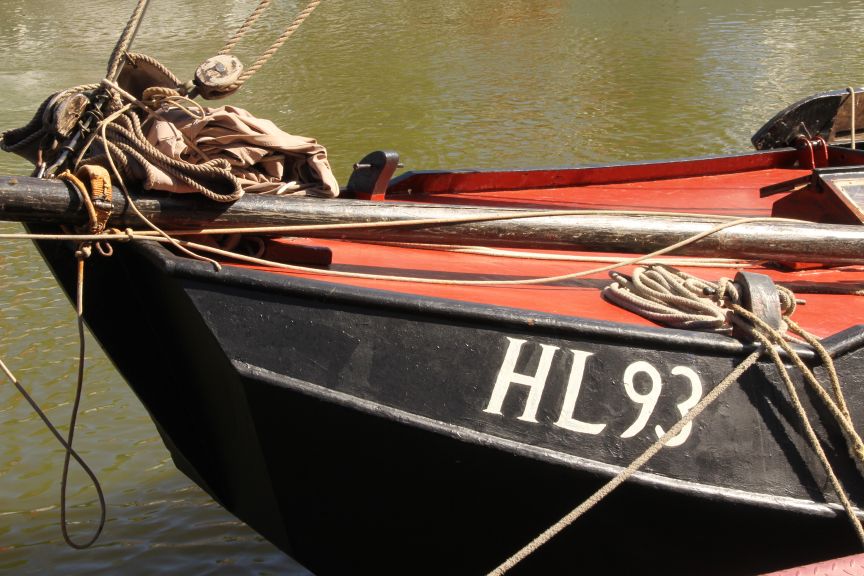 bootje in Zoutsloot, Harlingen