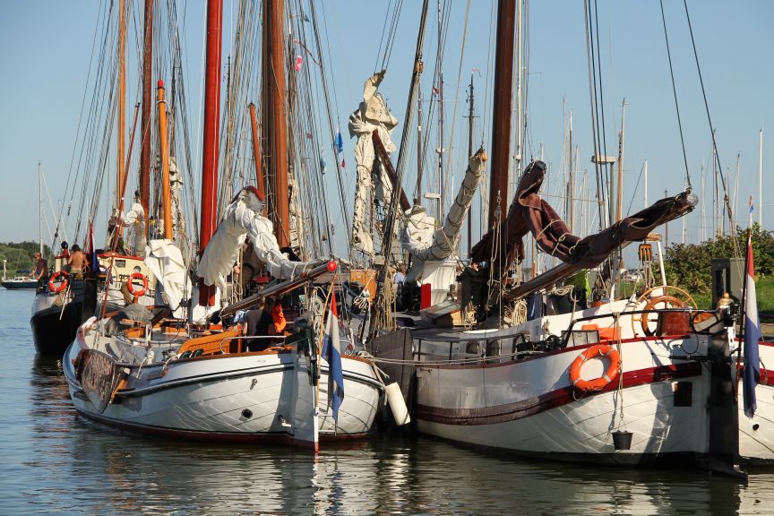 Bruine vloot haven Makkum