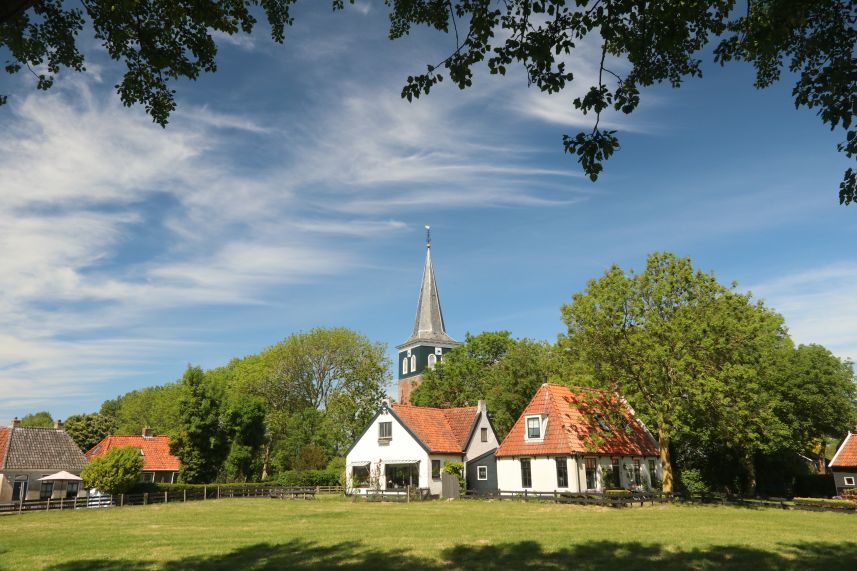 Kerkeburen, Makkum