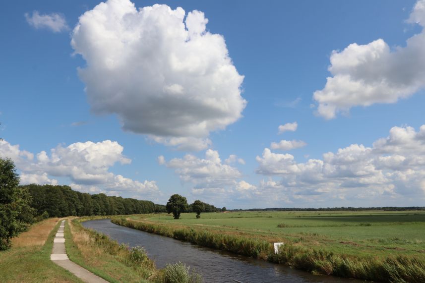 De Tjonger vanaf brug Heerenveense weg, Oldeberkoop