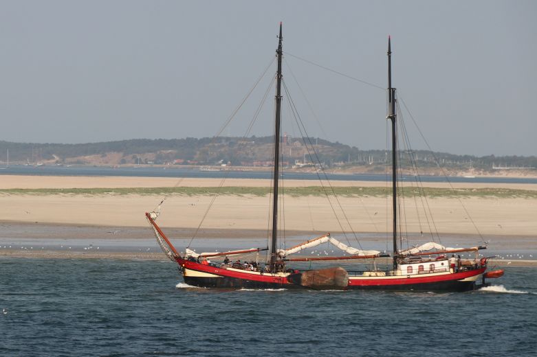 Klipper op het Wad bij de Richel