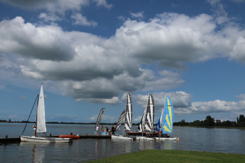 zeilboten op Aldegeaster Brekken